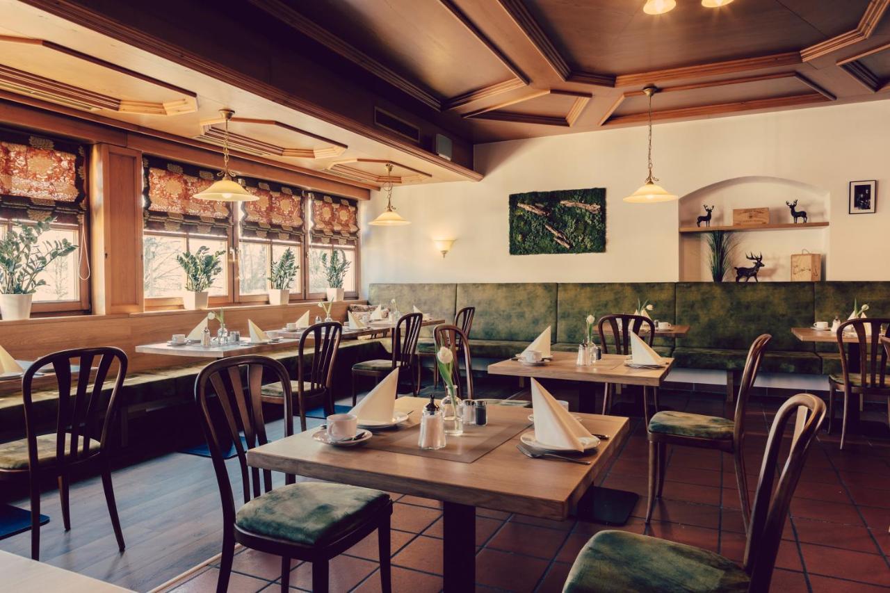 Landhotel Hallnberg Walpertskirchen ภายนอก รูปภาพ