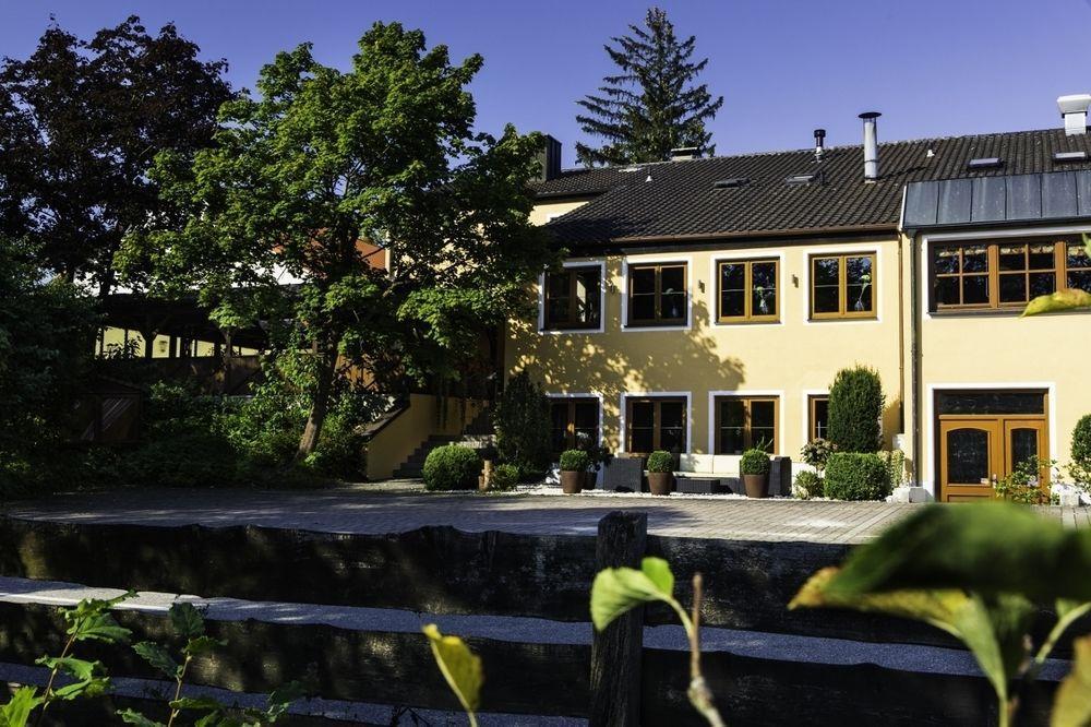 Landhotel Hallnberg Walpertskirchen ภายนอก รูปภาพ