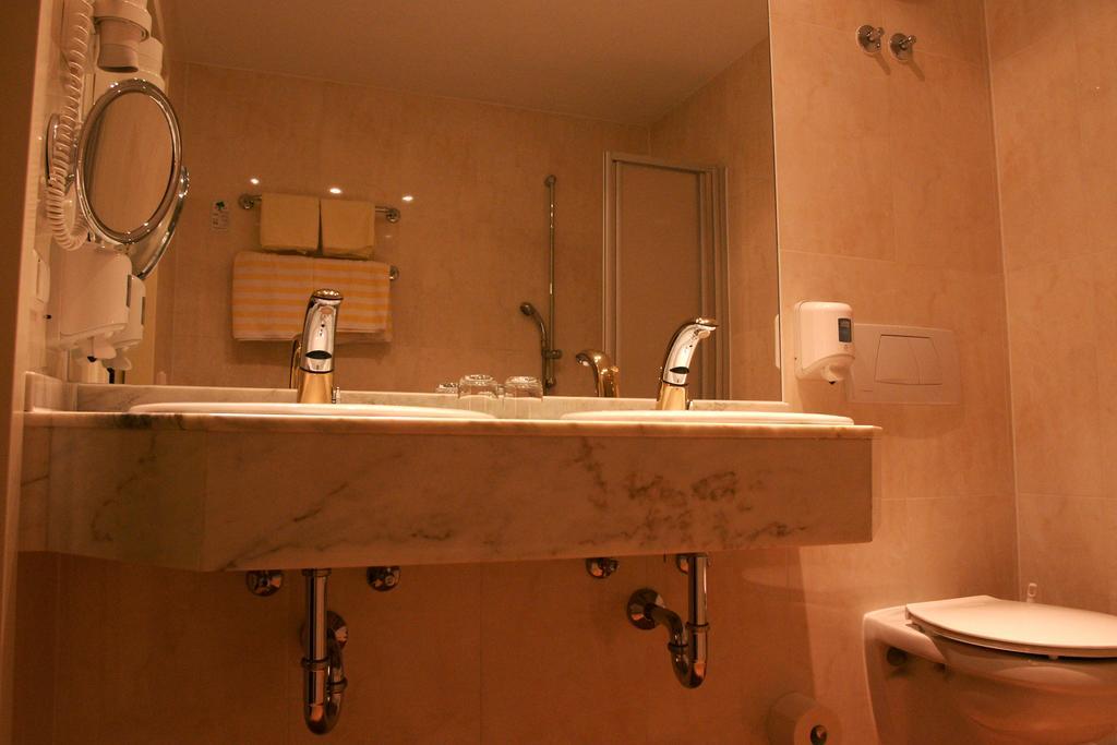 Landhotel Hallnberg Walpertskirchen ห้อง รูปภาพ